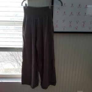 High-Waisted Gray Wide-Leg Pants